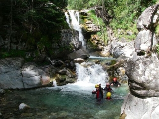 Diversion asegurada en el barranco
